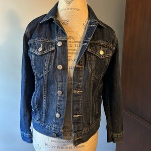 Women’s heavy denim Lucky Brand, size small jacket. Great condition